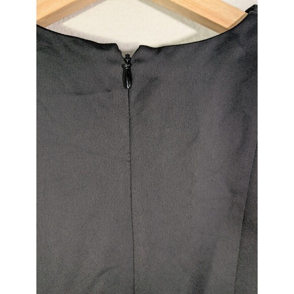 Banana Republic Bow-Shoulder Jumpsuit Sz 0 Black EUC Classic Minimalist Silky127 - Picture 8 of 12